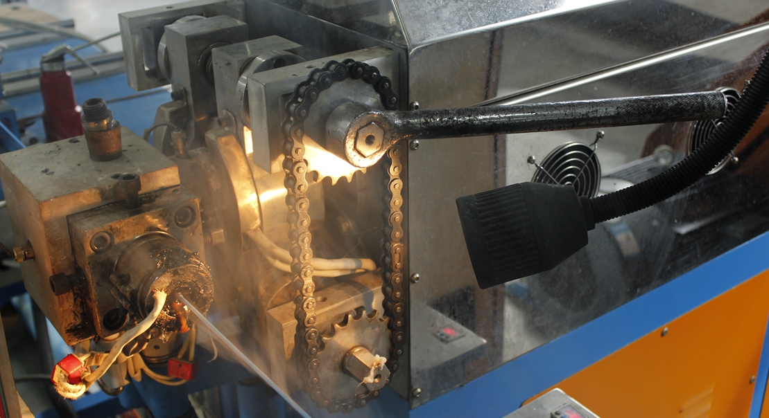 尼龙挤出机模具